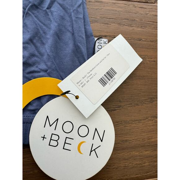 Moon + Beck Bamboo Sustainable Bundle The Newborn Gown Blue Tee NWT - Picture 4 of 9